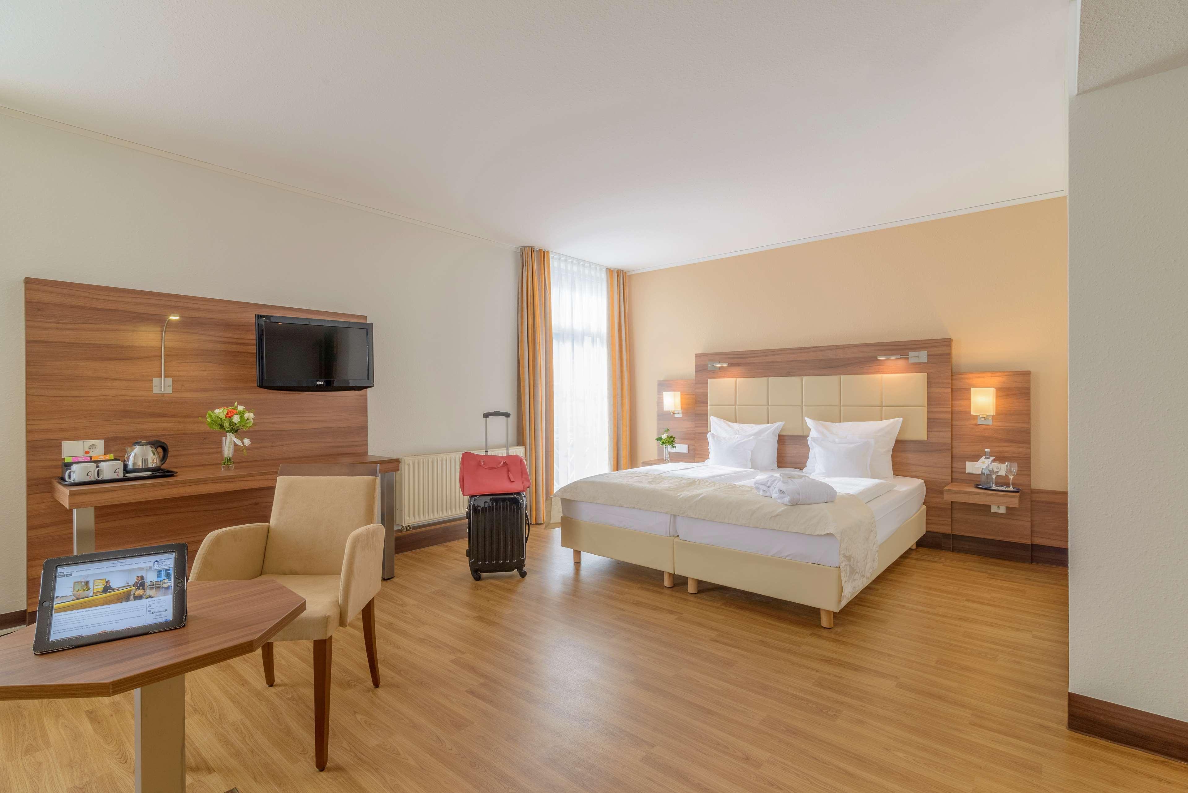 נורטינגן Best Western Plus Hotel Am Schlossberg מראה חיצוני תמונה