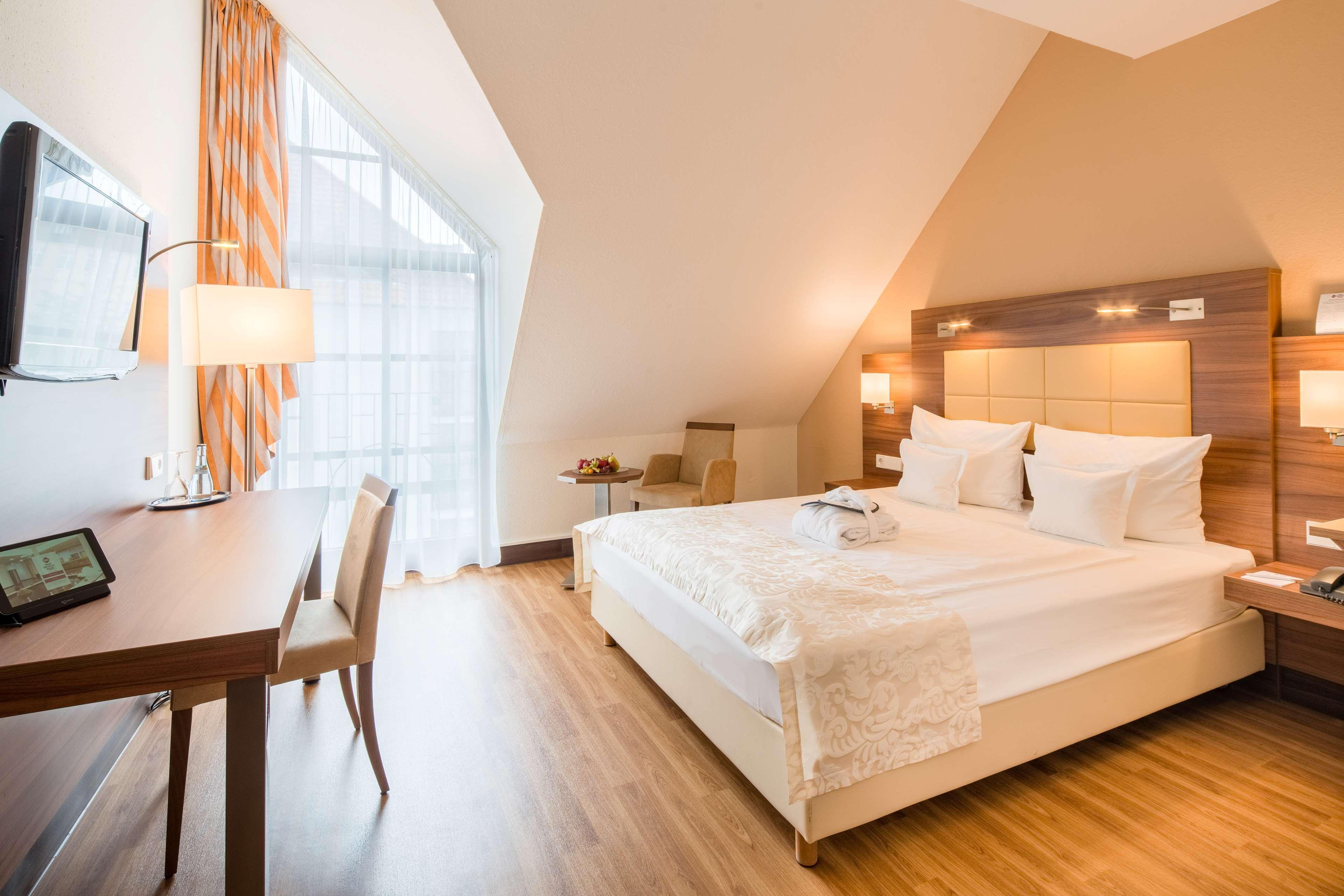 נורטינגן Best Western Plus Hotel Am Schlossberg מראה חיצוני תמונה