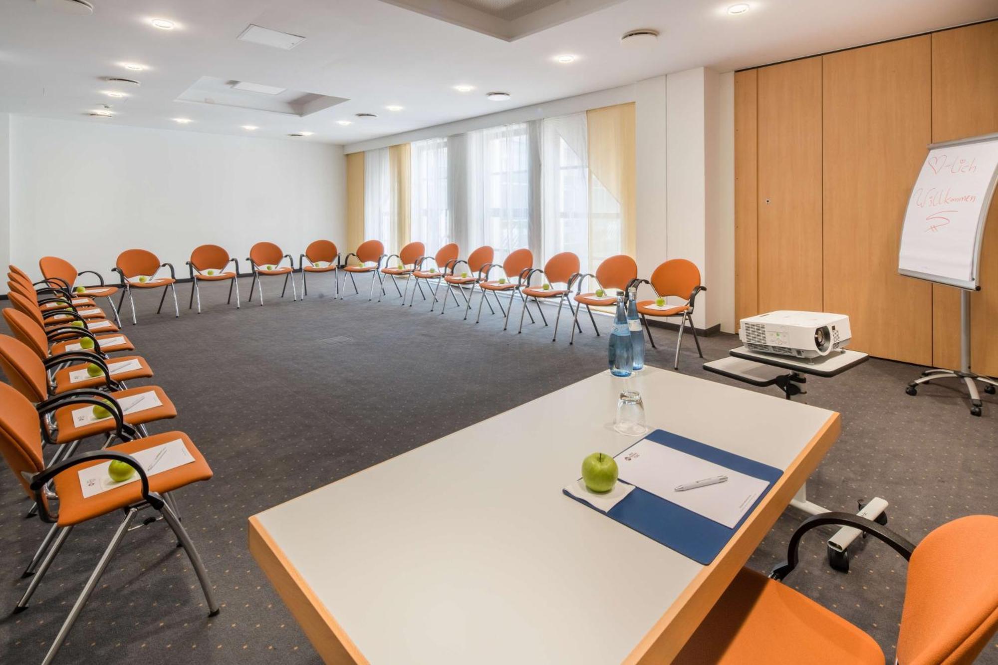 נורטינגן Best Western Plus Hotel Am Schlossberg מראה חיצוני תמונה