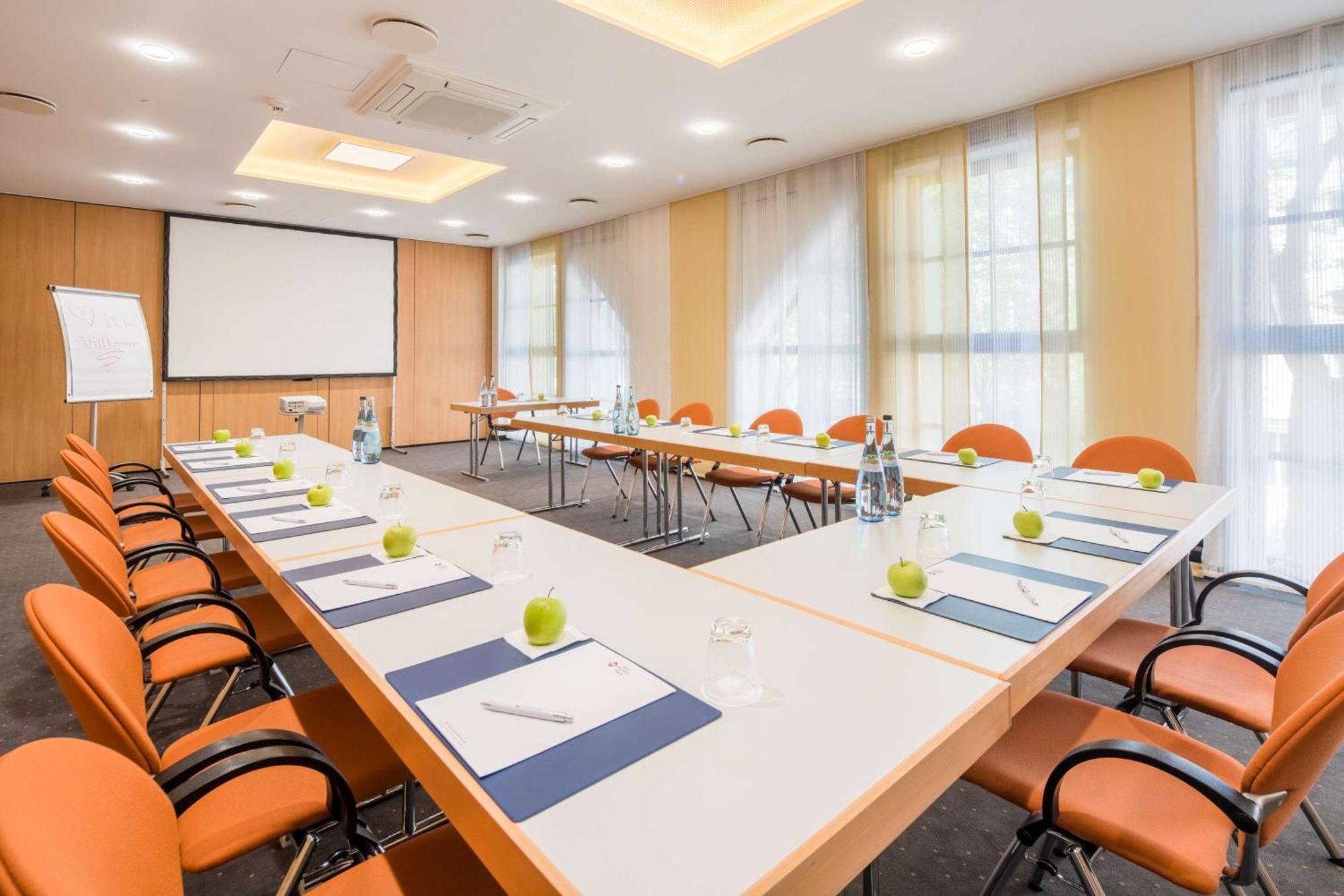 נורטינגן Best Western Plus Hotel Am Schlossberg מראה חיצוני תמונה